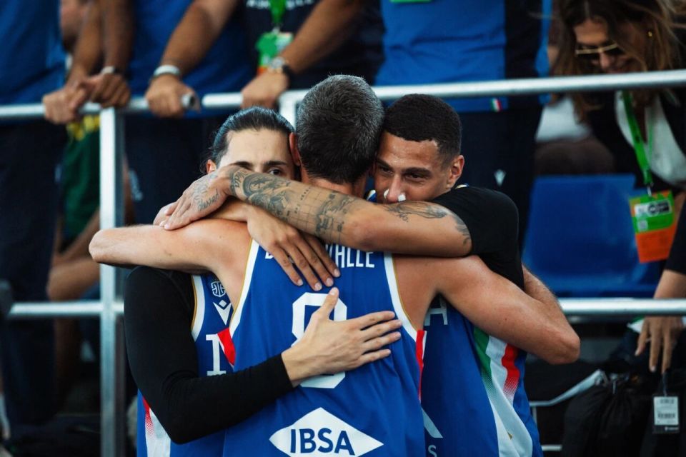 当选女子组, 球队分别是, ua 当选女子组, 球队分别是, ua