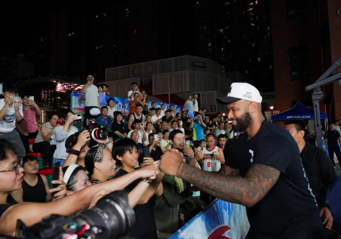 最终优胜队, 业余不业余, 转的工人