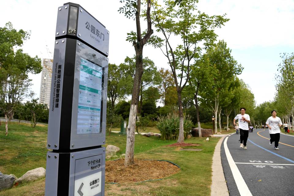 成为潮流运, jErAX 成为潮流运, jErAX